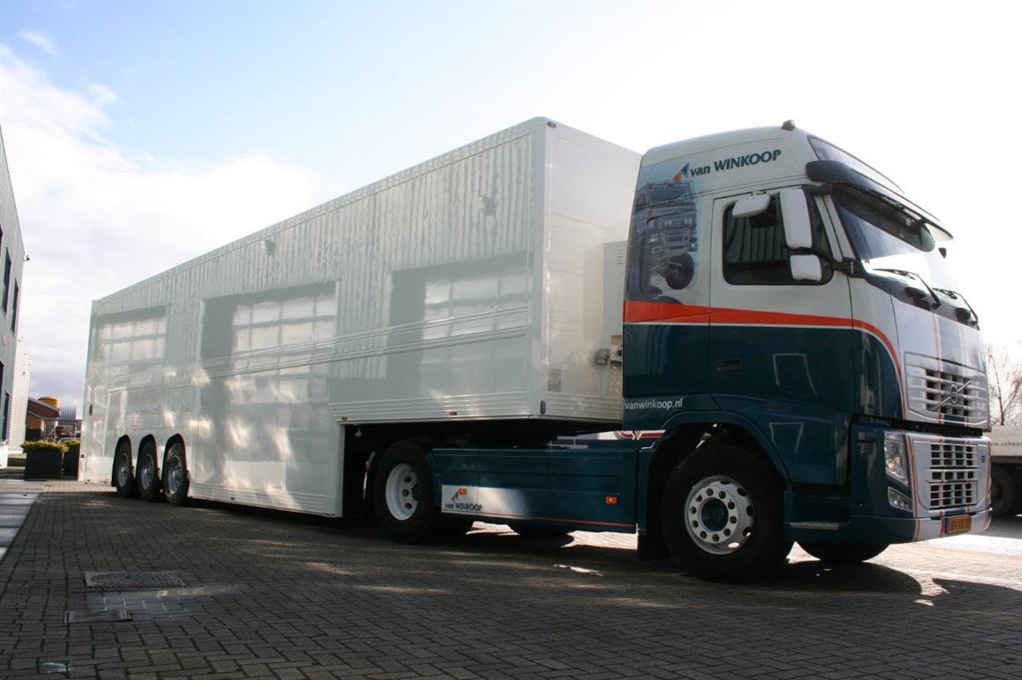 refurbished-double-deck-race-trailer-for-3-ca