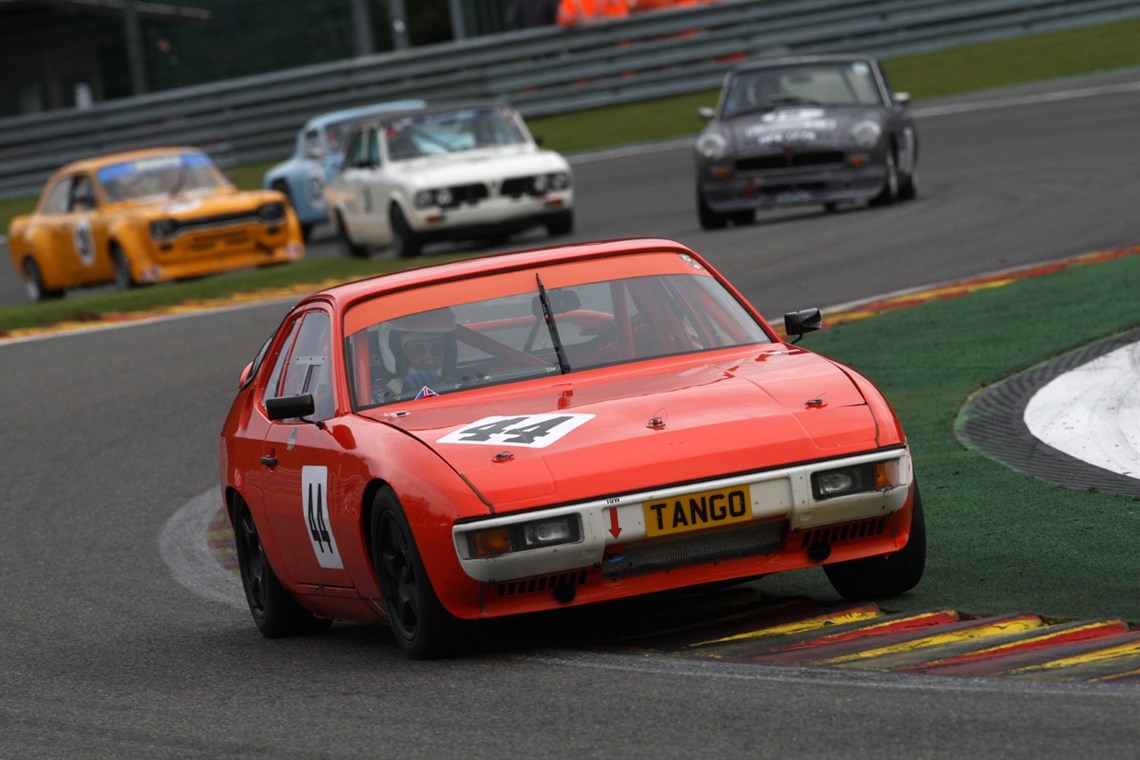porsche-924-race-car