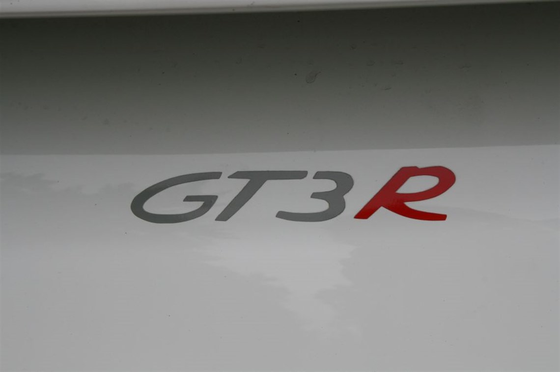 porsche-996-gt3r-with-le-mans-history