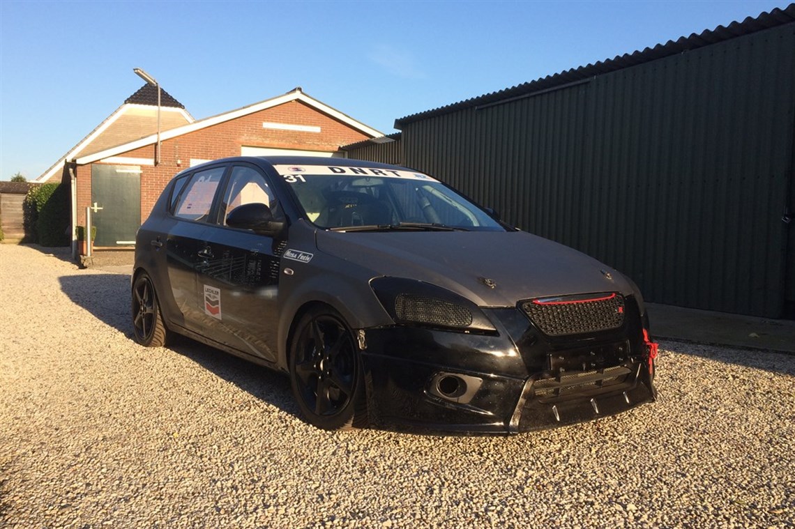 287-hp-kia-ceed-20-mitsubishi-evo-turbo