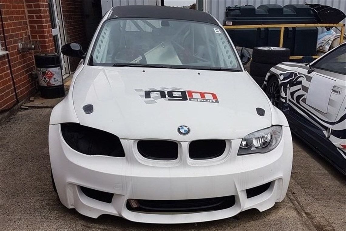 bmw-1-series-race-car-endurance-spec