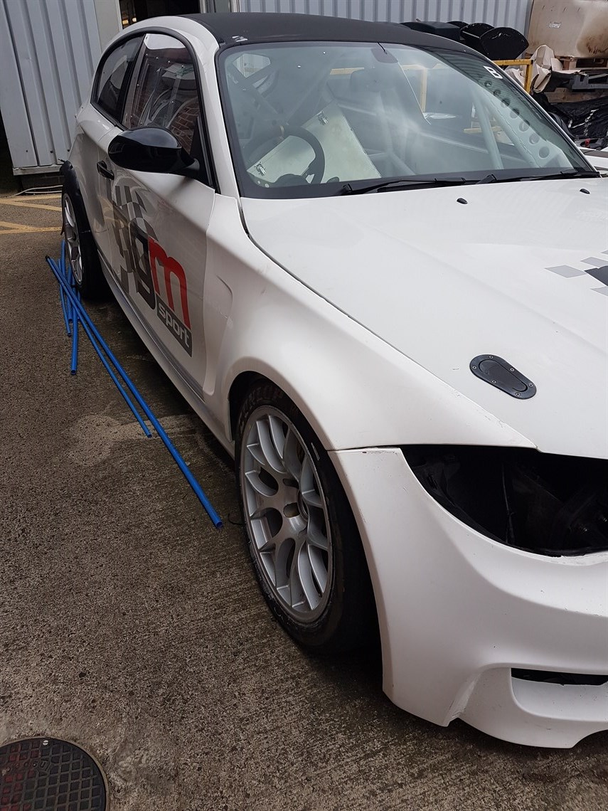 bmw-1-series-race-car-endurance-spec