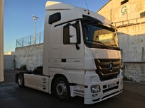 wtcc-chereau-race-trailer-and-tractor-unit