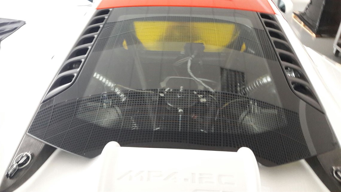 mclaren-mp4-12c-gt3-race-car