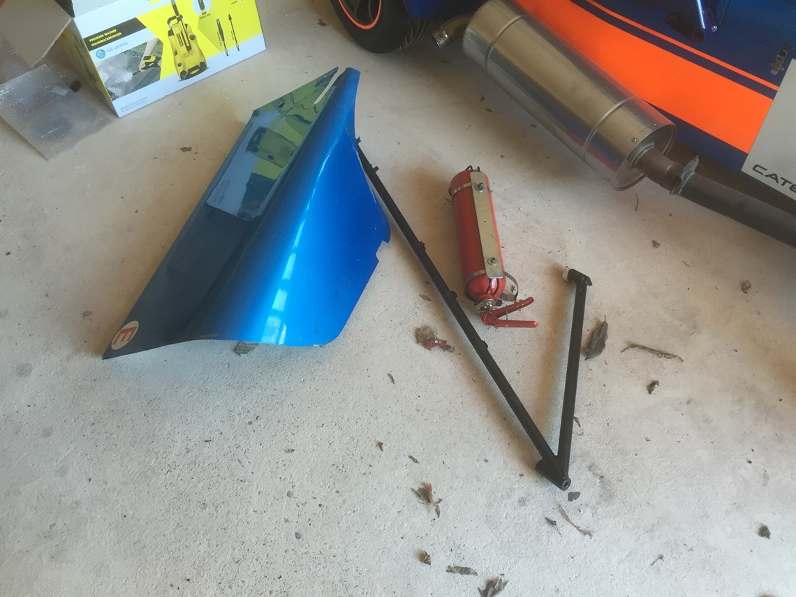 caterham-c400-quaife-sequential