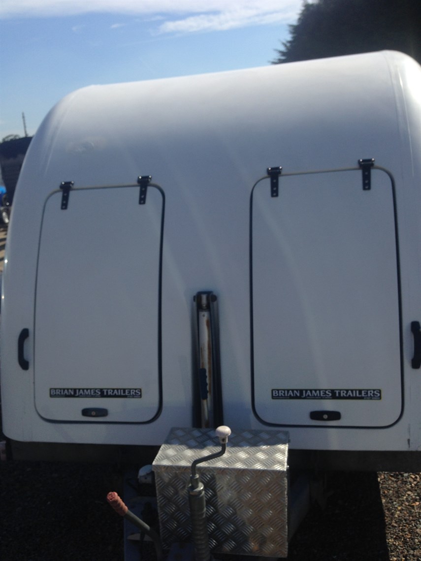 brian-james-sprint-shuttle-covered-trailer