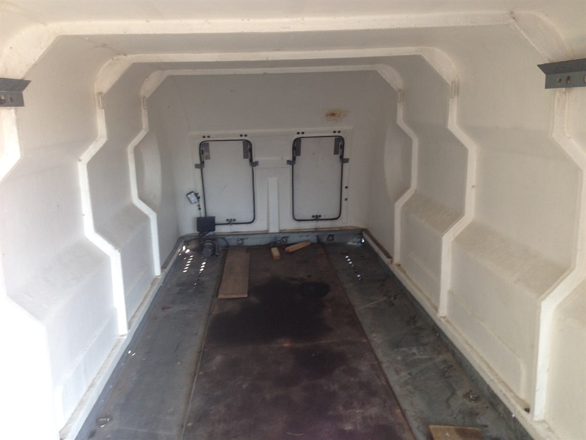 brian-james-sprint-shuttle-covered-trailer