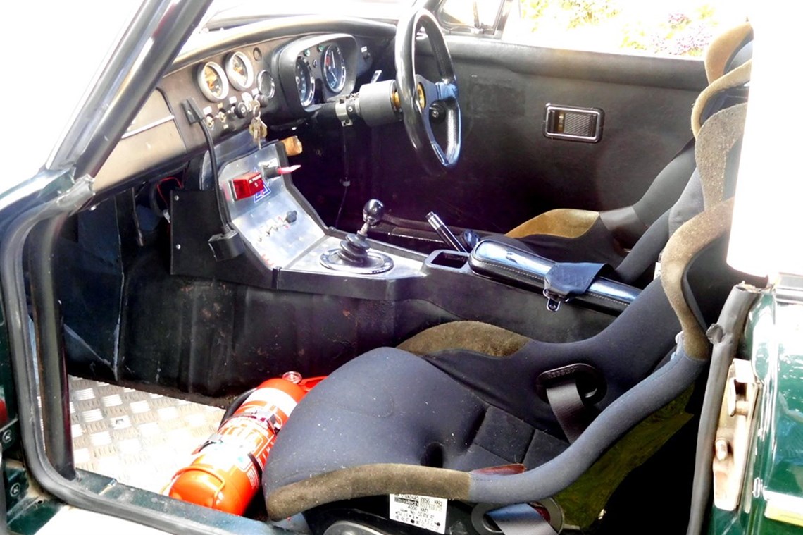 classic-72-mgb-targa-nz-ex-ray-hartley-car