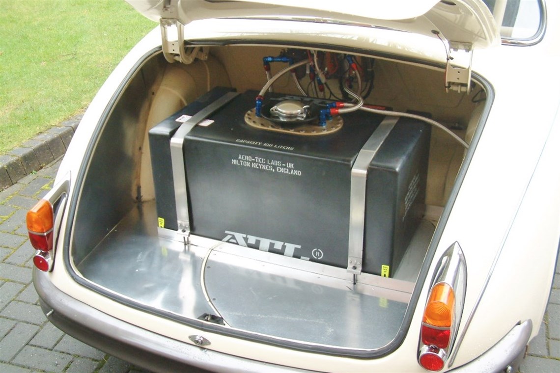 1961-jaguar-38-mk-11-manual