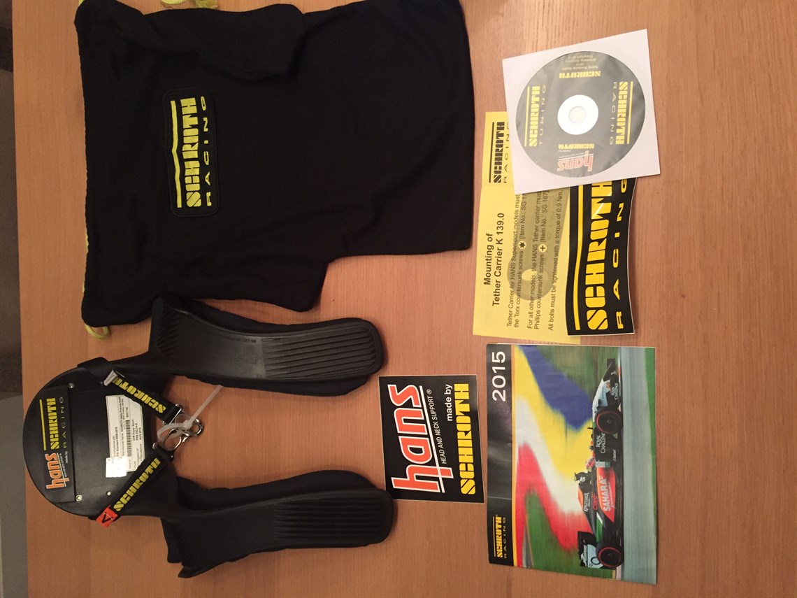 bell-rs7-carbon-helmet-size-60-with-hans-devi