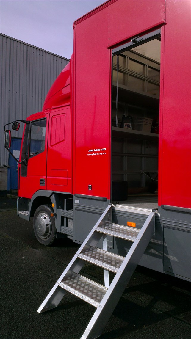 iveco-2-car-transporter-sleeper-cab-75t