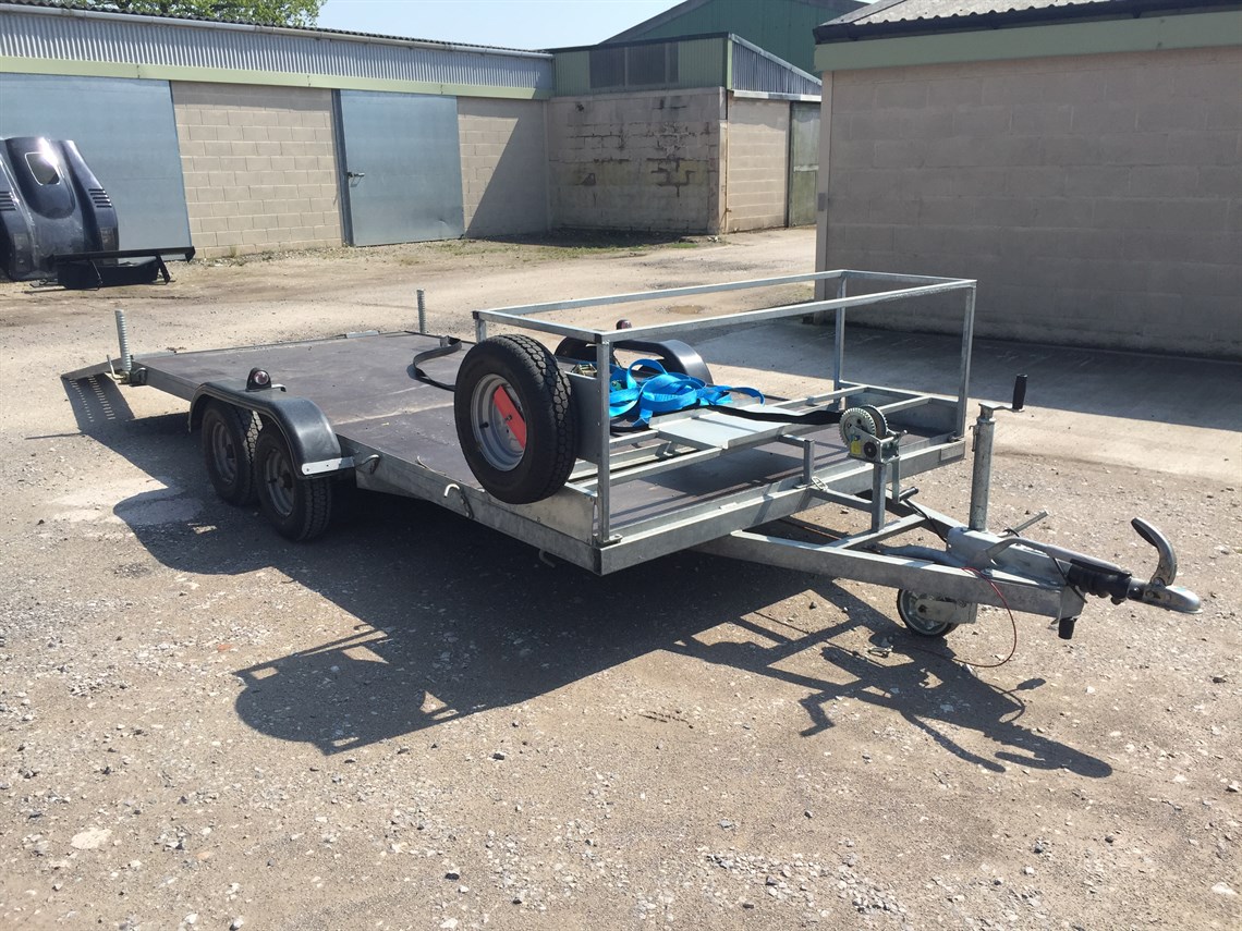 14ft-twin-axle-racecar-trailerflat-bed