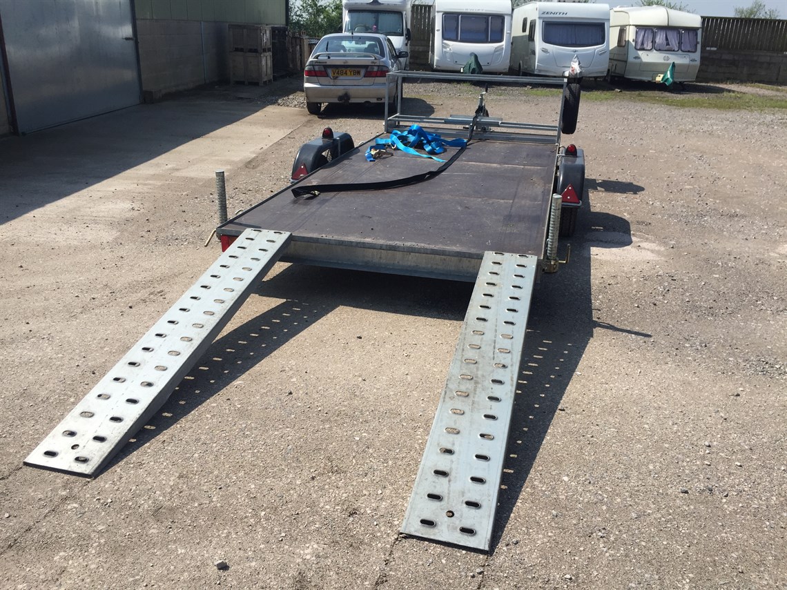 14ft-twin-axle-racecar-trailerflat-bed