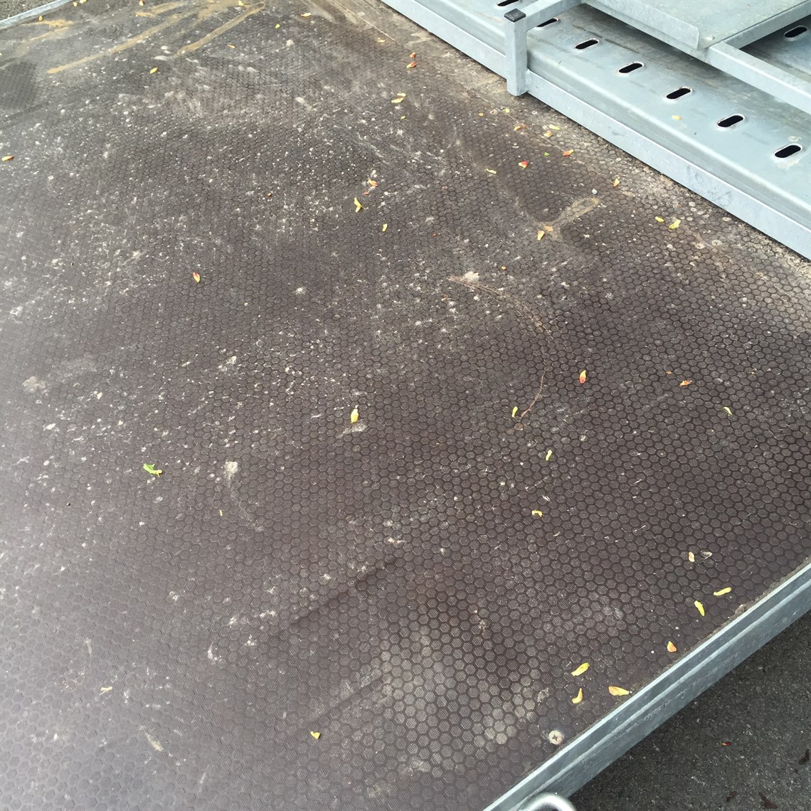 14ft-twin-axle-racecar-trailerflat-bed