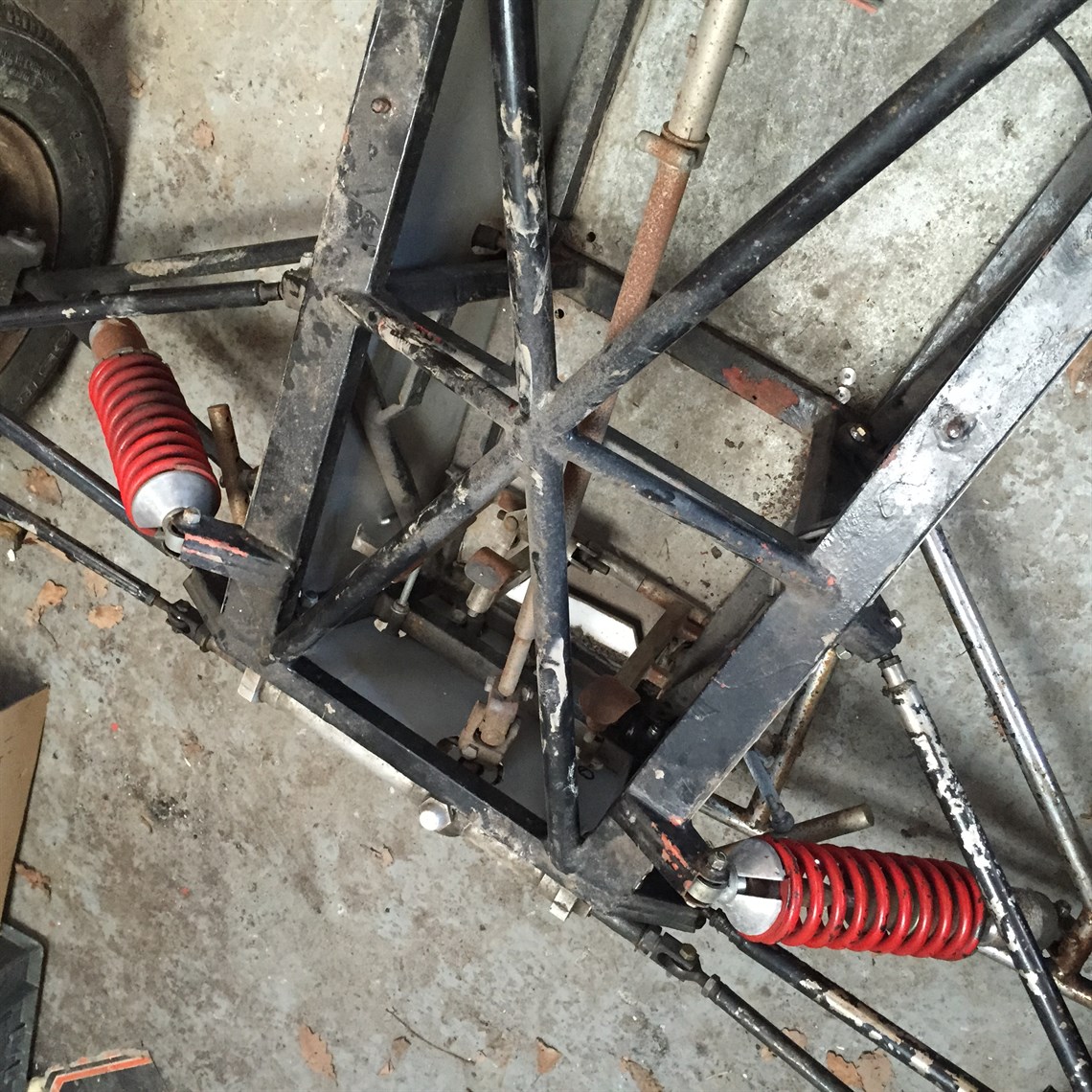 van-diemen-formula-first-rolling-chassis