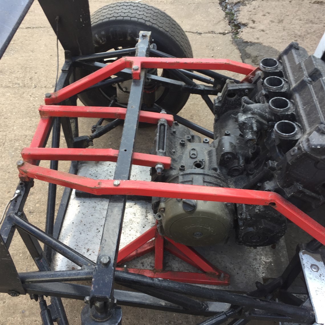 van-diemen-formula-first-rolling-chassis