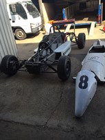 van-diemen-formula-first-rolling-chassis
