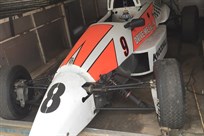 van-diemen-formula-first-rolling-chassis