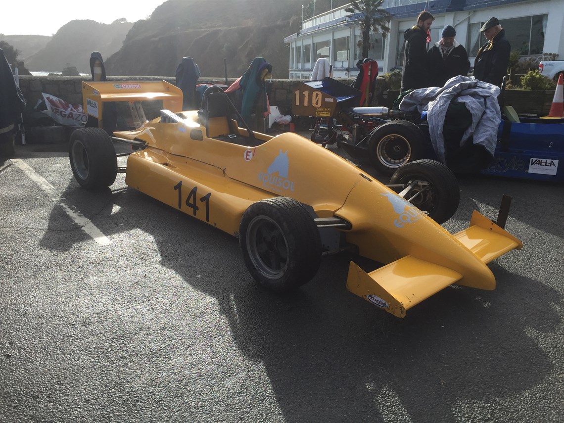 formula-forward-2000