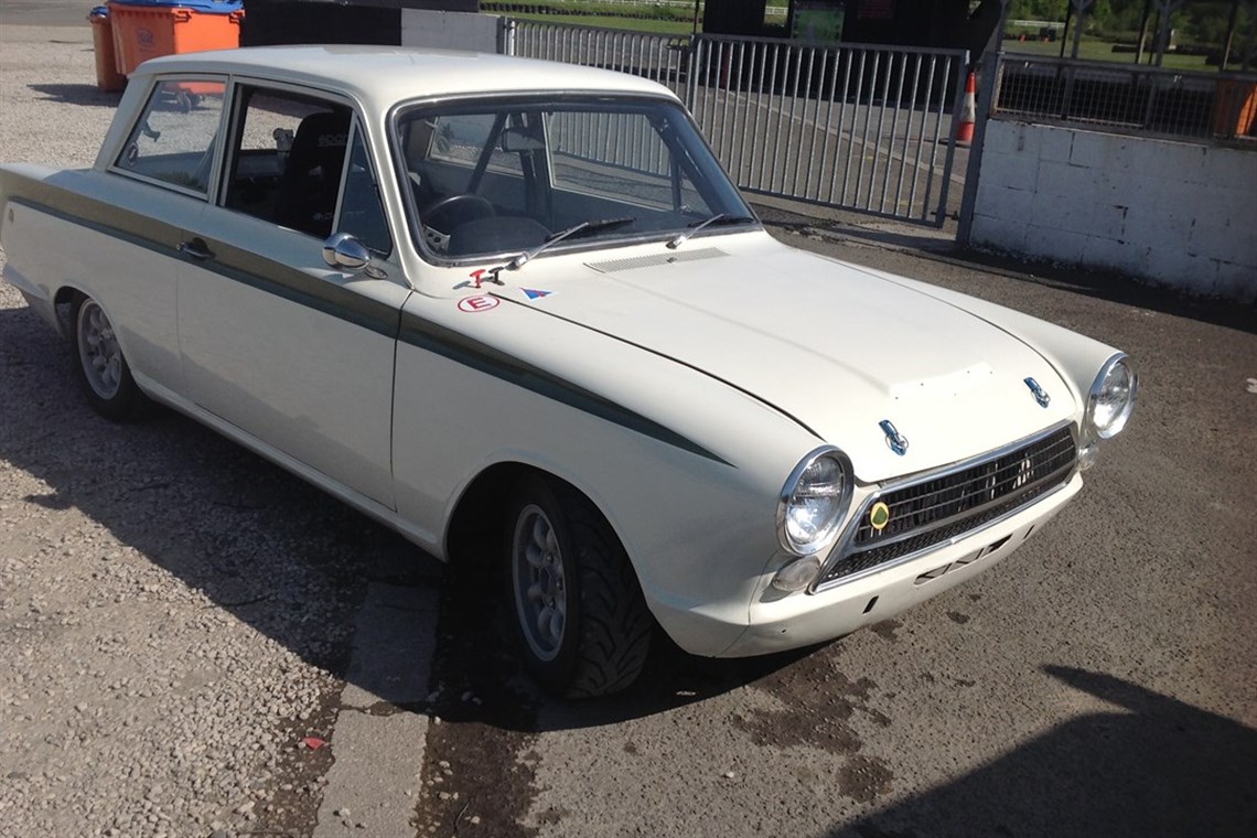lotus-cortina-mk-1
