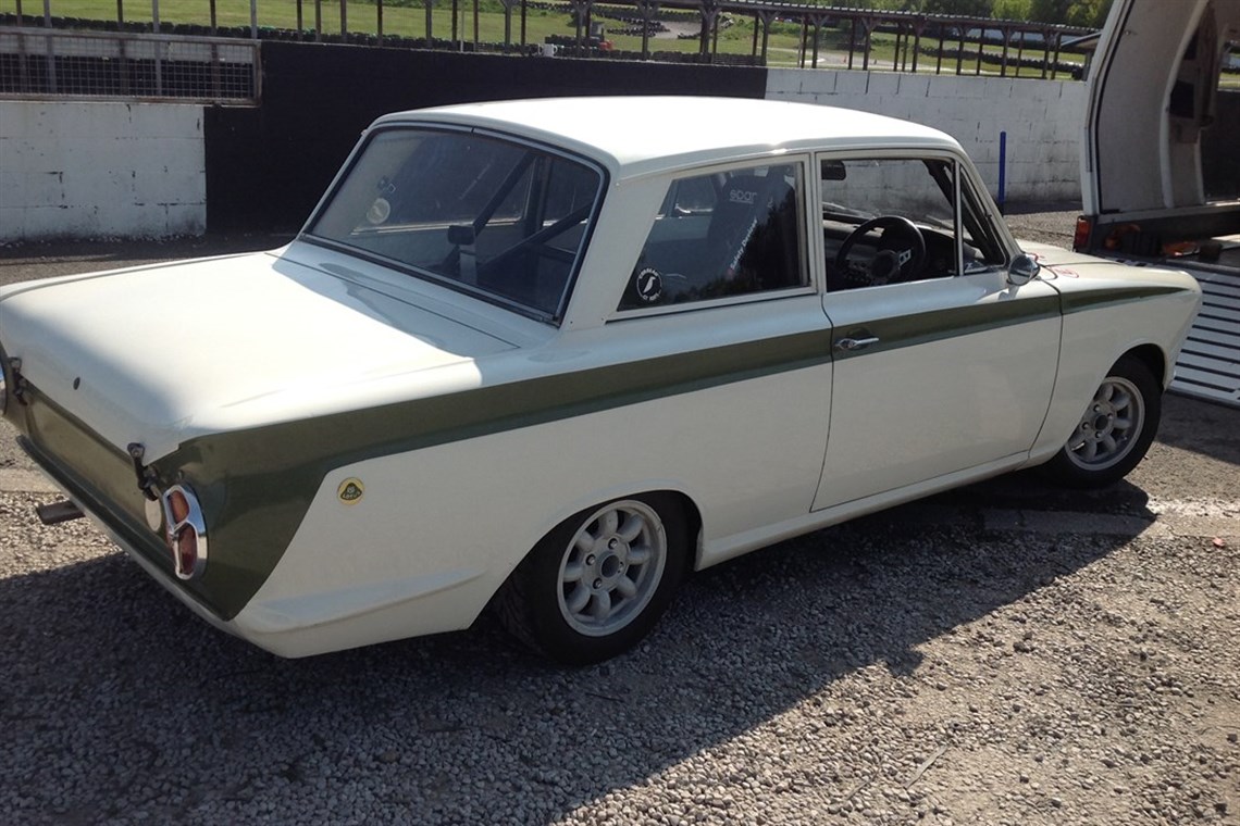 lotus-cortina-mk-1