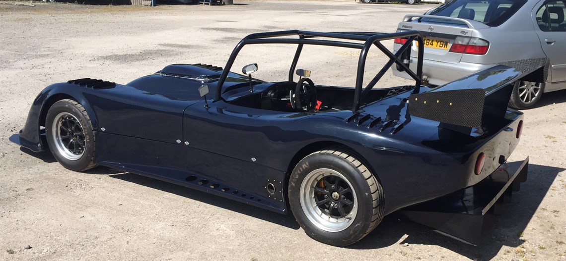 mnr-yamaha-r1---road-registered-sports-racer