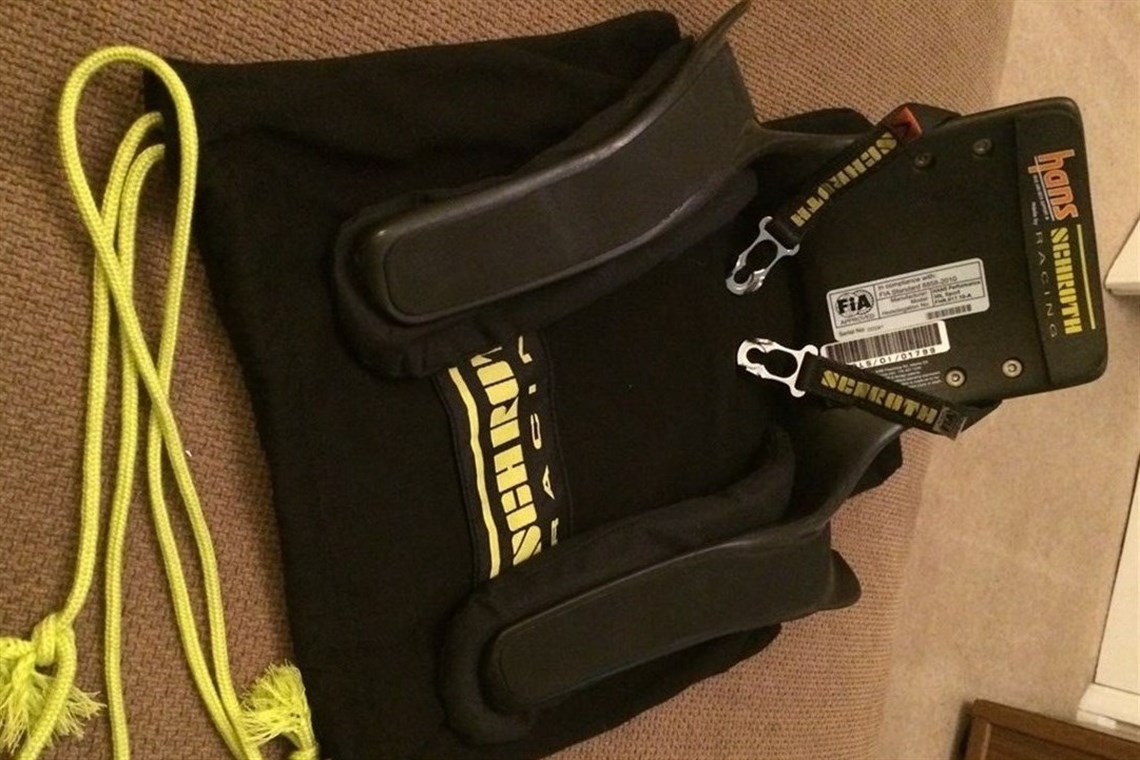 schroth-hans-device-30-degrees