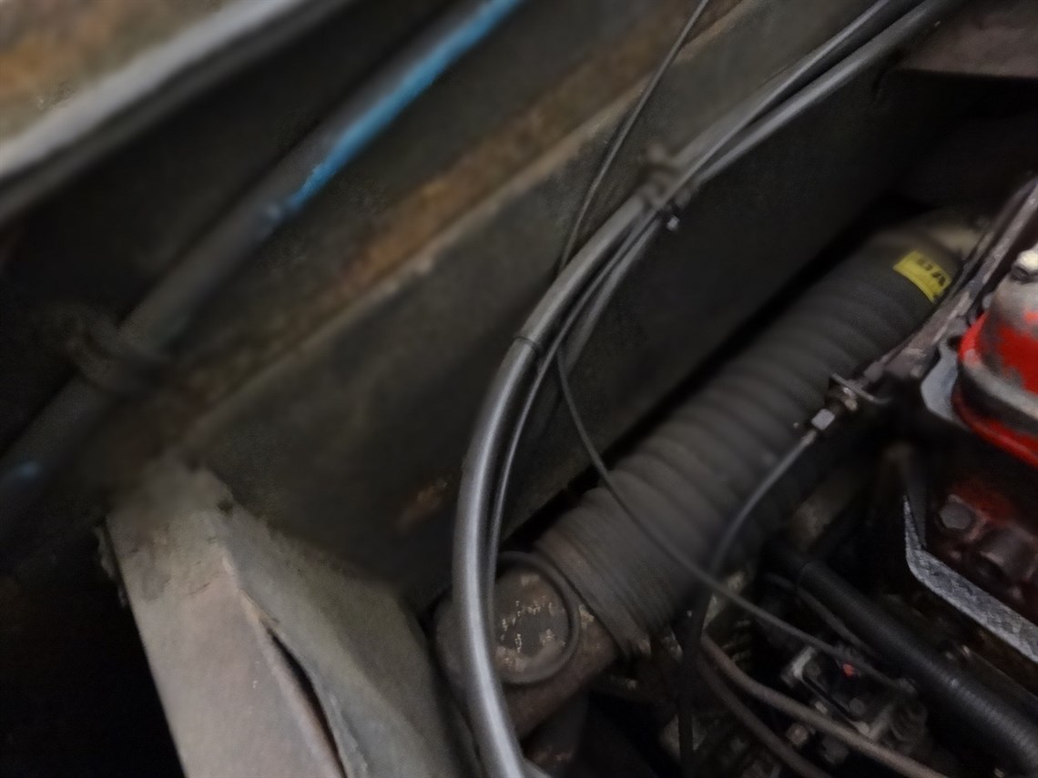 motorhome-race-car-transporter-2-cars