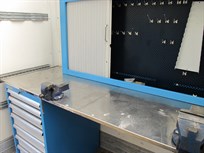 man-75t-two-car-race-truck