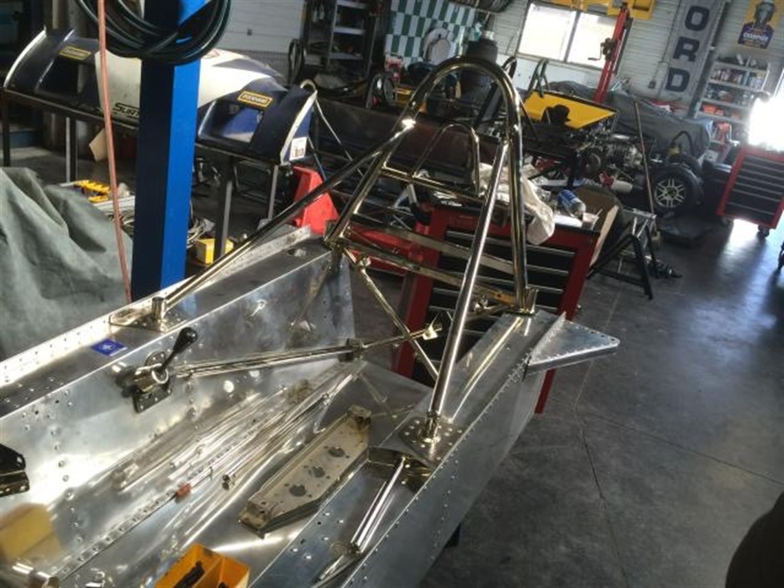 chevron-b38-f3-toyota