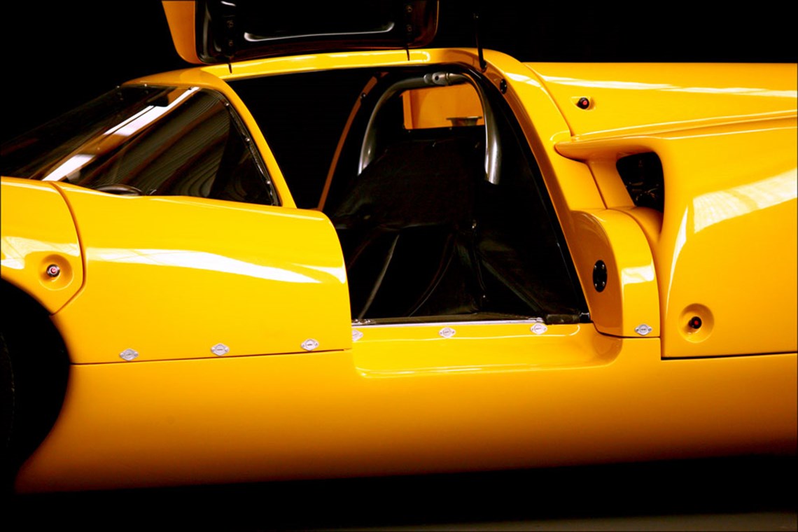 lola-t165-70-concours-canam