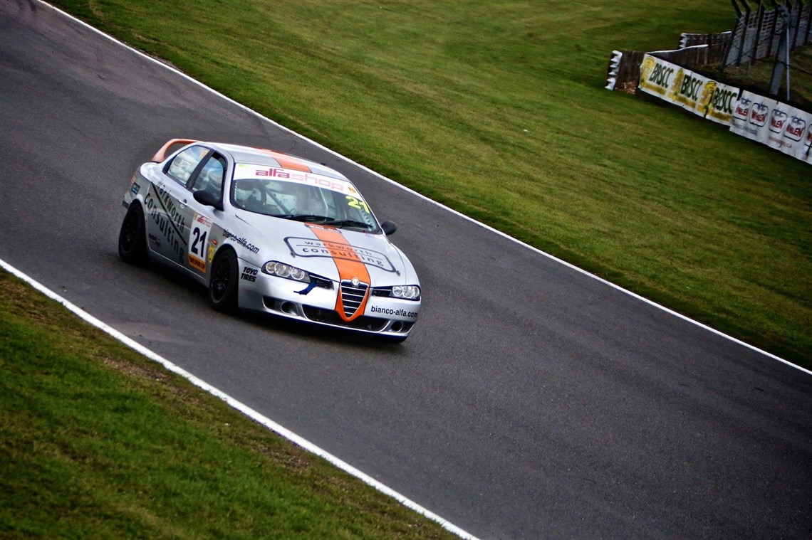 alfa-romeo-20-twin-spark-cup-car