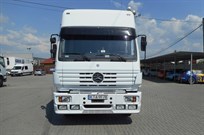 touring-car-race-transporter