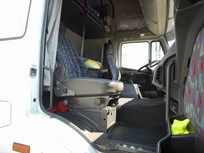 touring-car-race-transporter