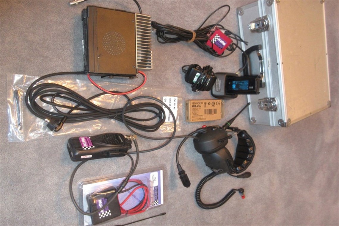 autotel-race-car-radio