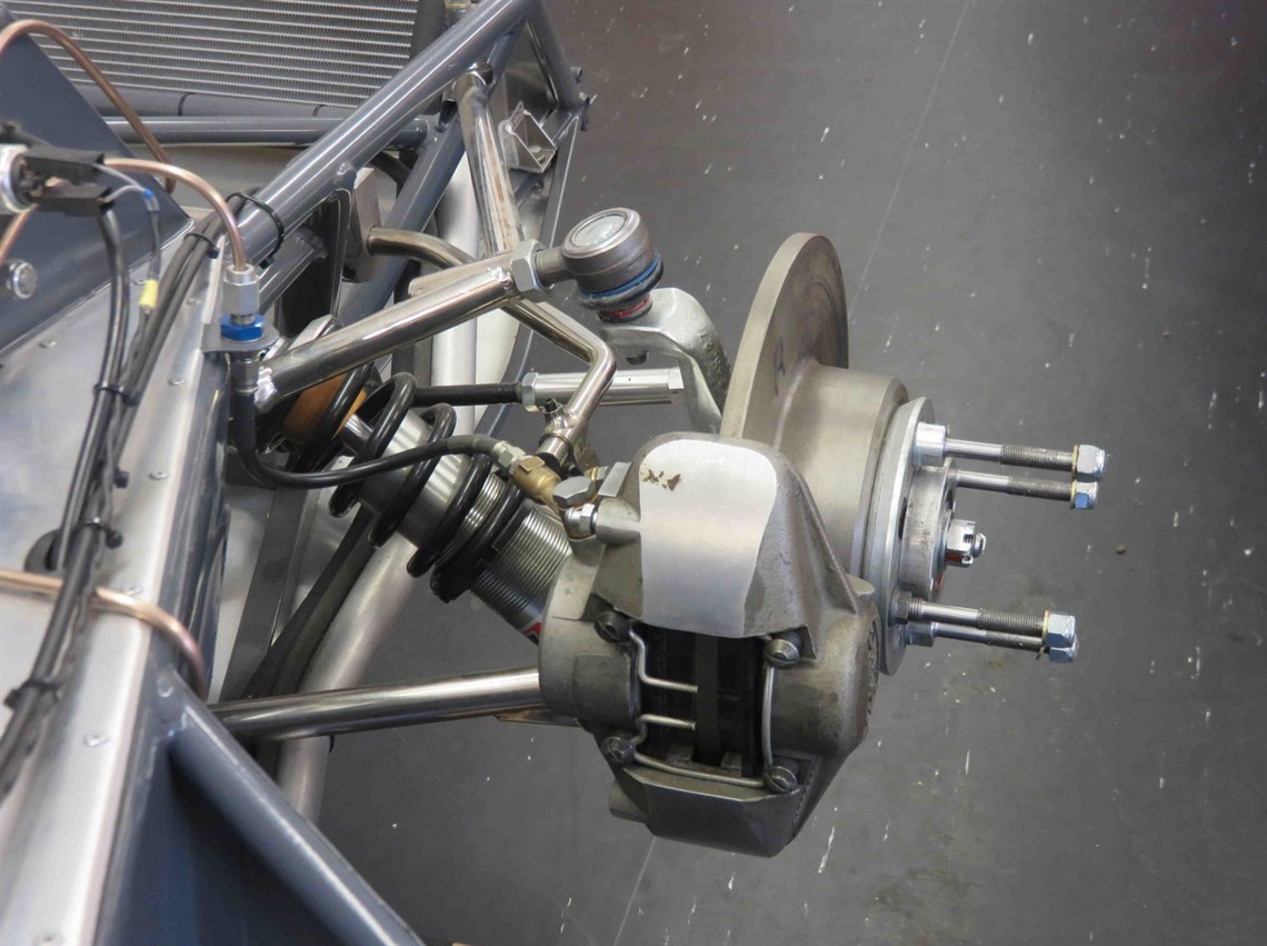 chevron-b6-dbe-3---1967---sold