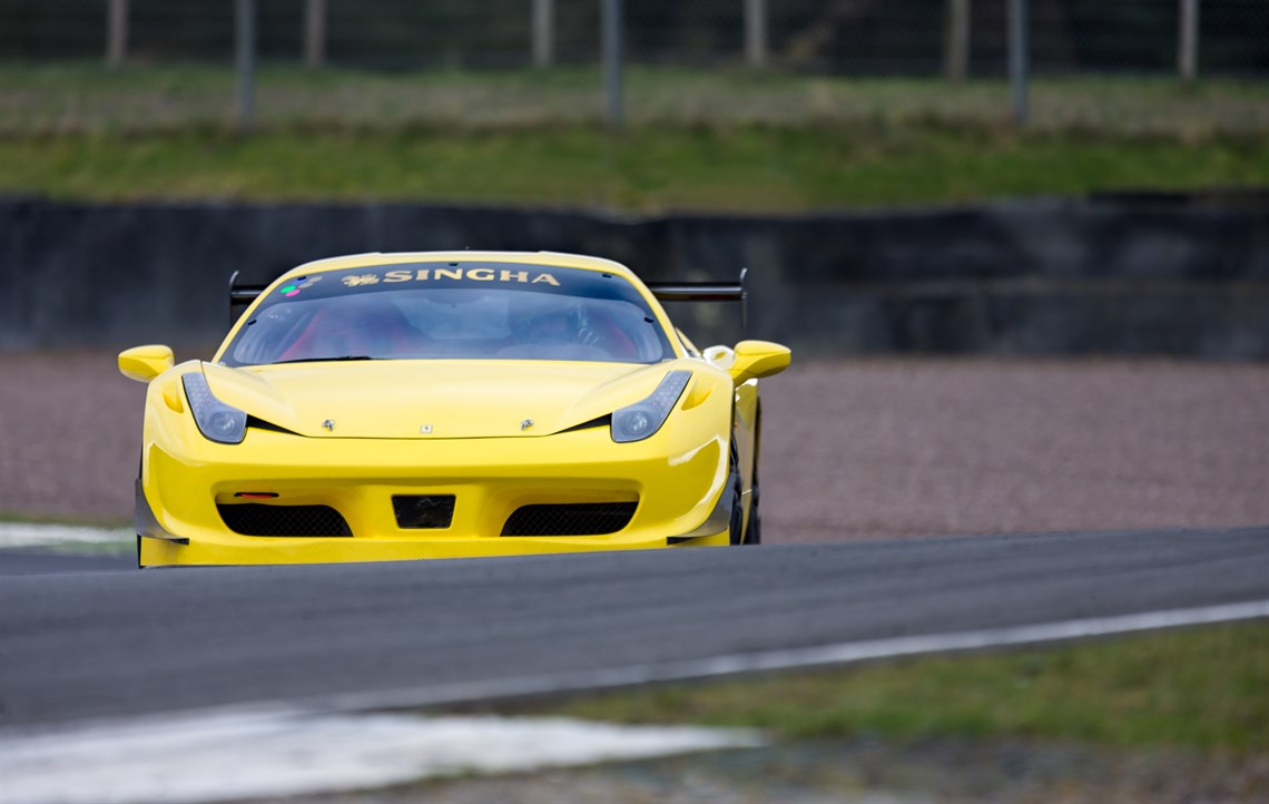 ferrari-458-challenge