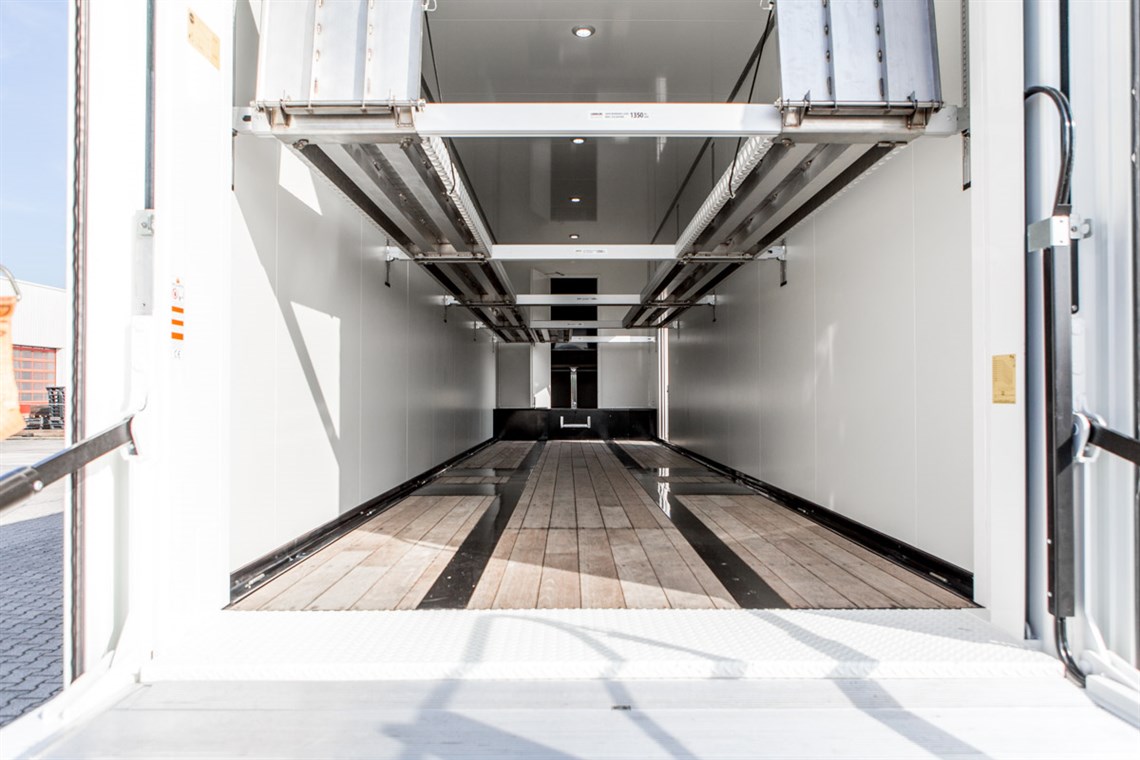 racetrailer-20162-with-office-and-double-deck