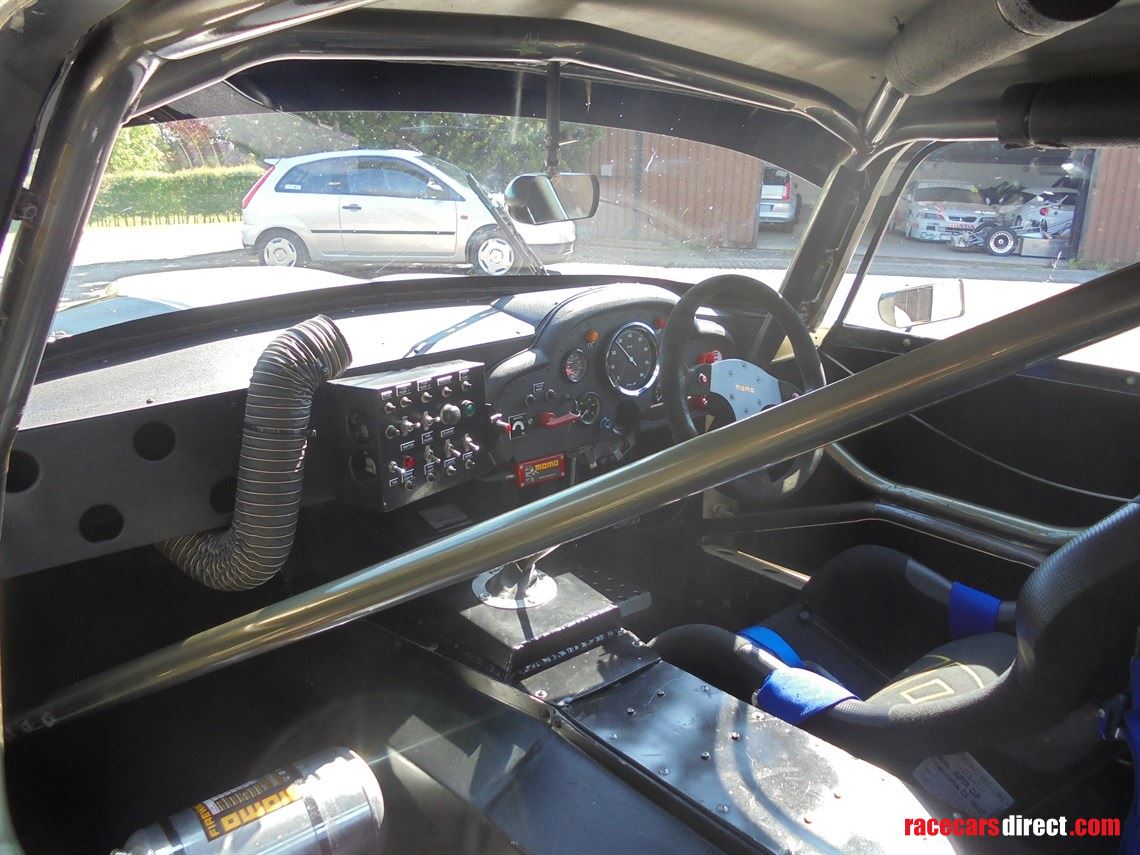 aston-martin-db4-lightweight