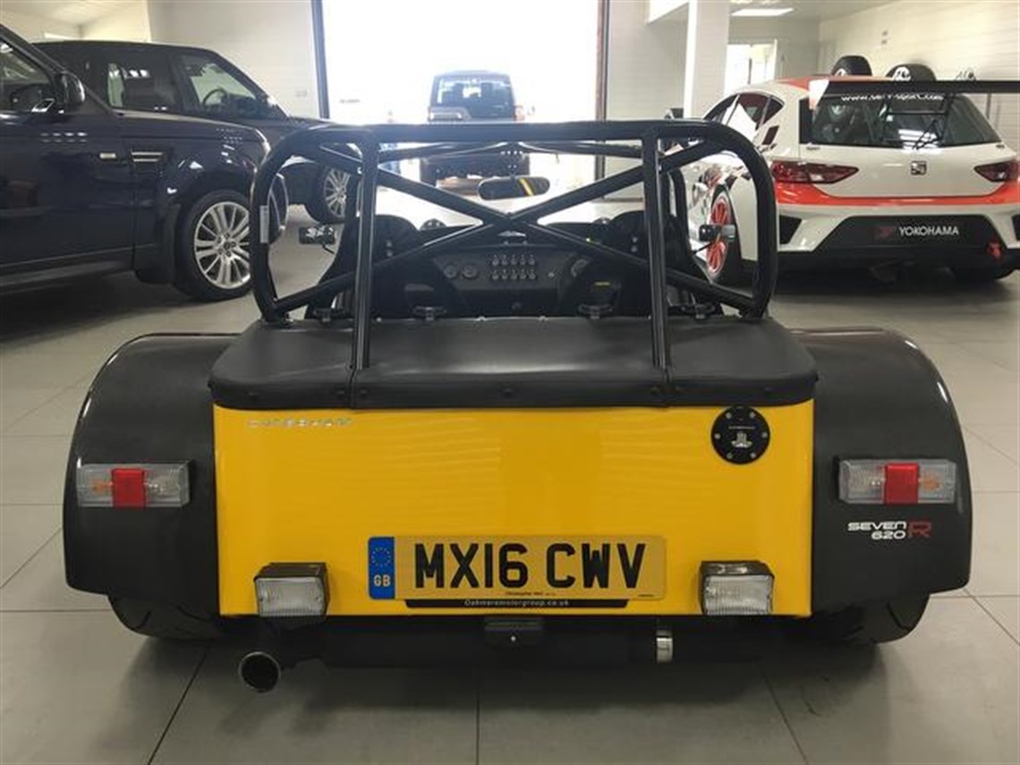 caterham-seven-20-2dr-620r-sv-widebody-vat-qu