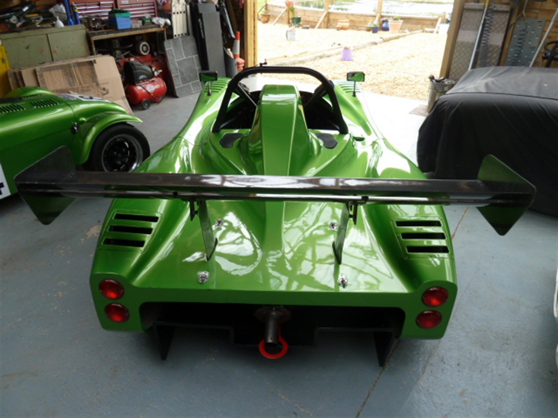 radical-pr6---complete-high-spec-car-minus-en