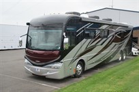 fleetwood-revolution-motorhome-42w
