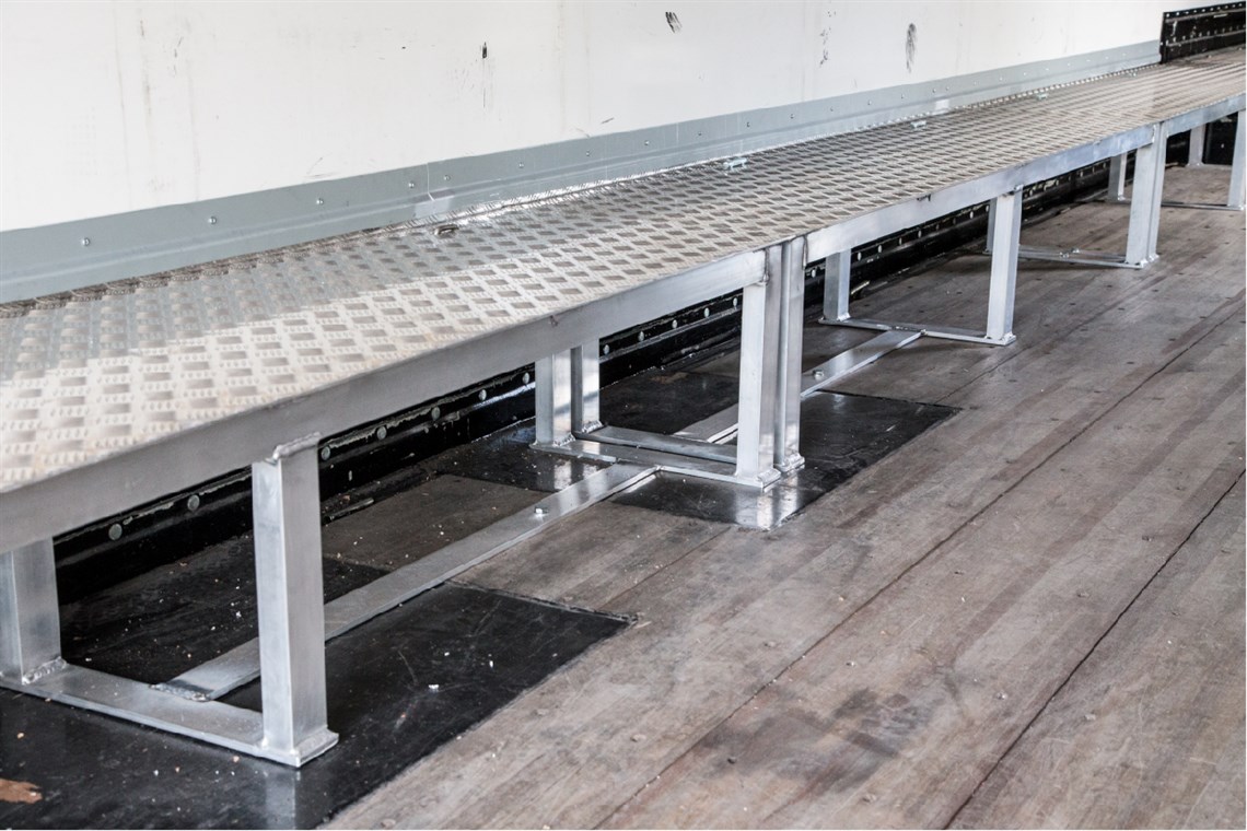 ferrari-racetrailer-double-deck-will-fit-5-to