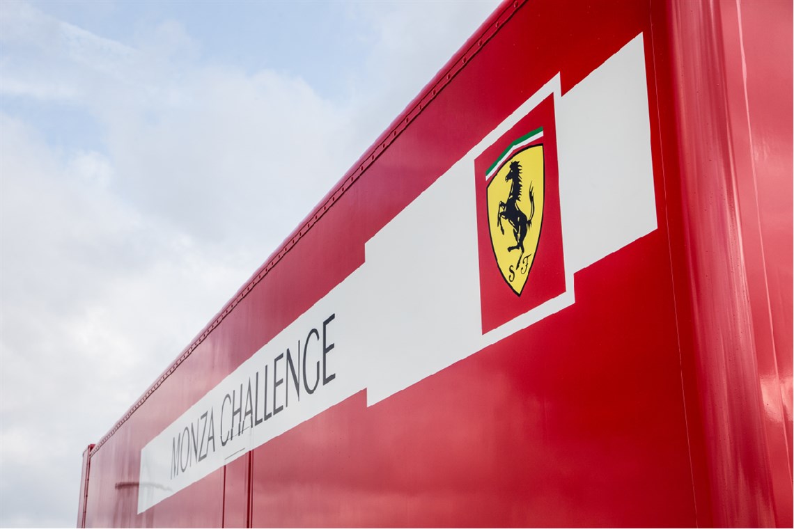 ferrari-racetrailer-double-deck-will-fit-5-to