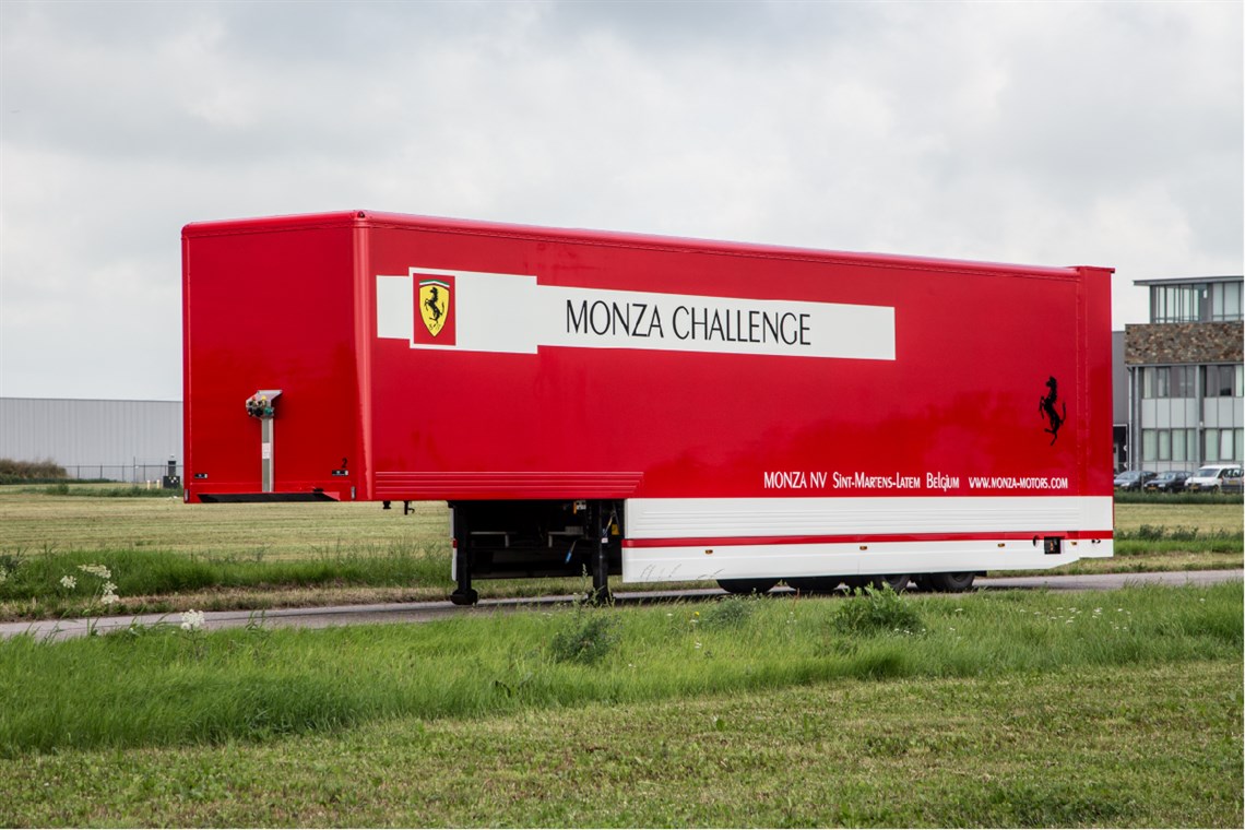 ferrari-racetrailer-double-deck-will-fit-5-to