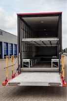 ferrari-racetrailer-double-deck-will-fit-5-to