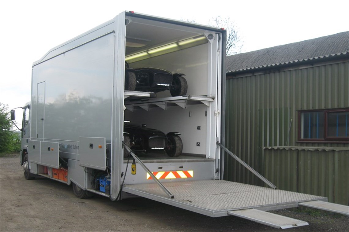 double-deck-13t-rigid-transporter