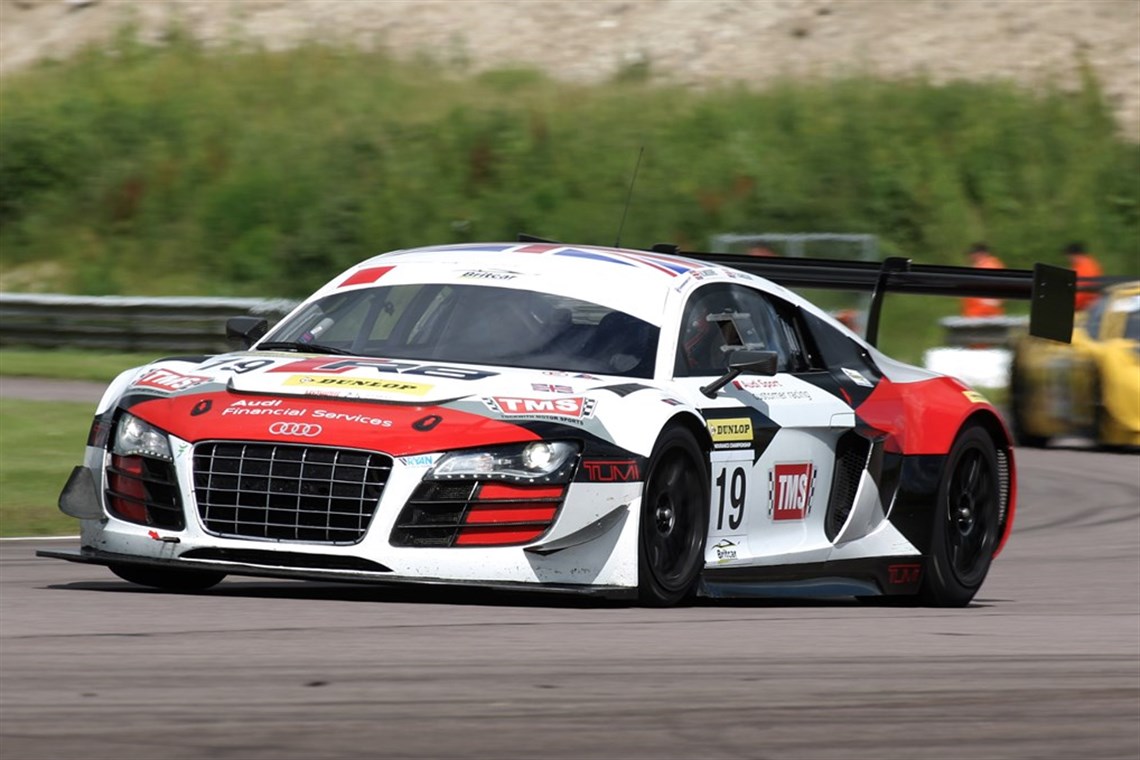 Photo © Chris Valentine