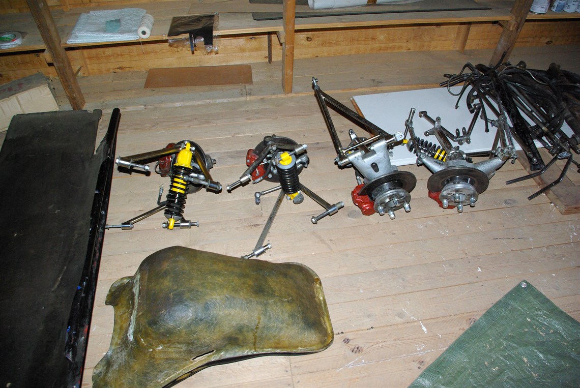 Racecarsdirect.com - Lotus 61