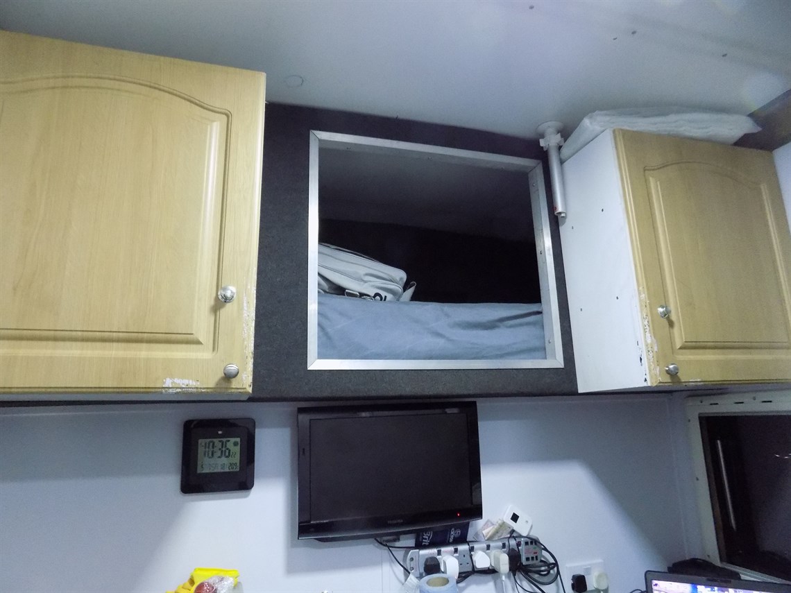 isuzu-nqr-75-ton-race-truck---sold